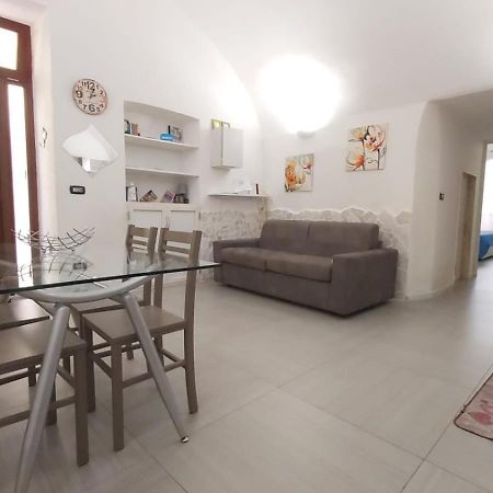 Casa Vacanze G&G Brindisi Exterior foto